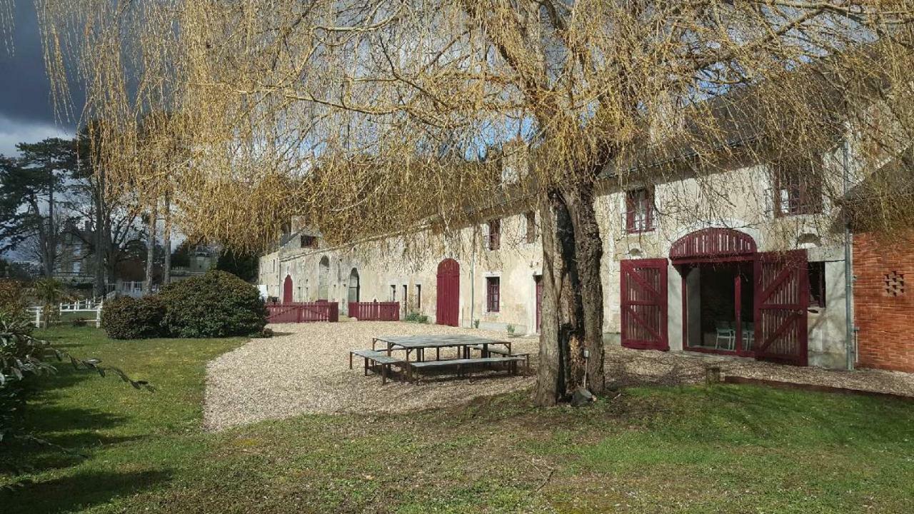 Gite Familial Chateau La Roche Racan Saint-Paterne-Racan Экстерьер фото